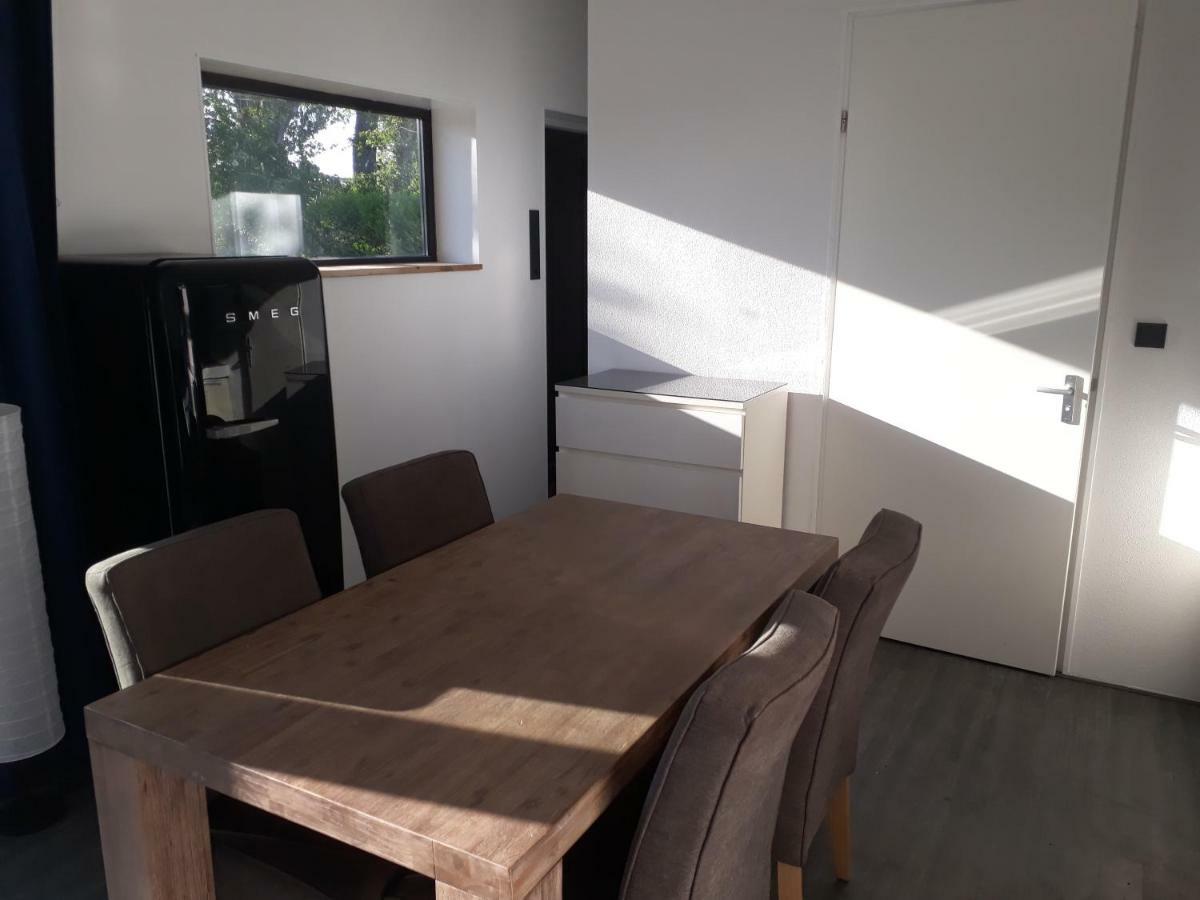 Waegen Uus Apartment Wolphaartsdijk Ngoại thất bức ảnh