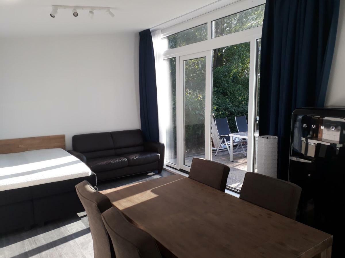 Waegen Uus Apartment Wolphaartsdijk Ngoại thất bức ảnh